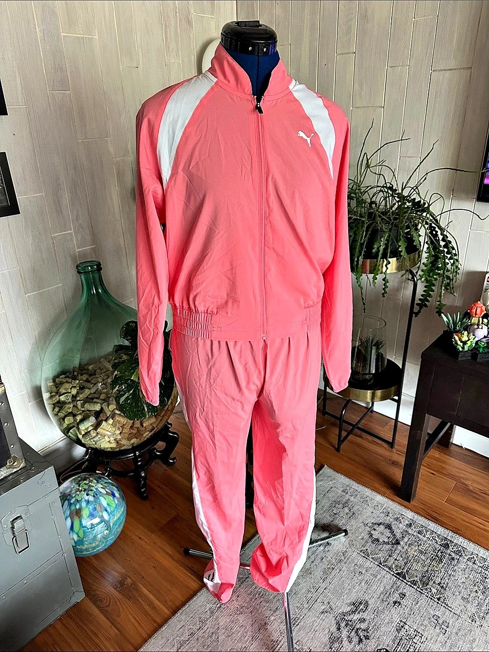 Puma Train Woven Tracksuit Color Block Pink & White Size Small Like New